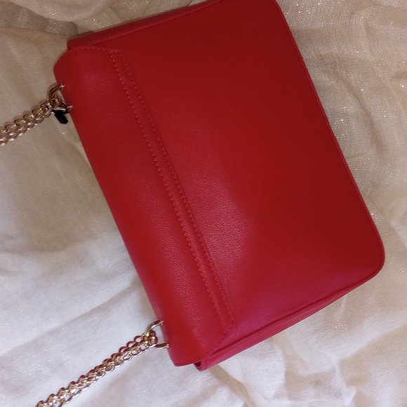 Beautiful Love Moschino Red Heart Chain Bag; W/DustBag; NWT - Picture 9 of 13